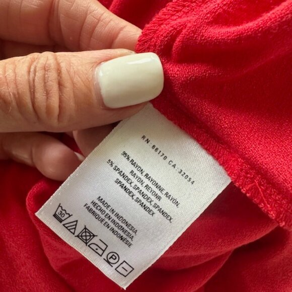 Deletta Anthropologie NWT Coral Red Asymmetrical Top - Picture 15 of 16